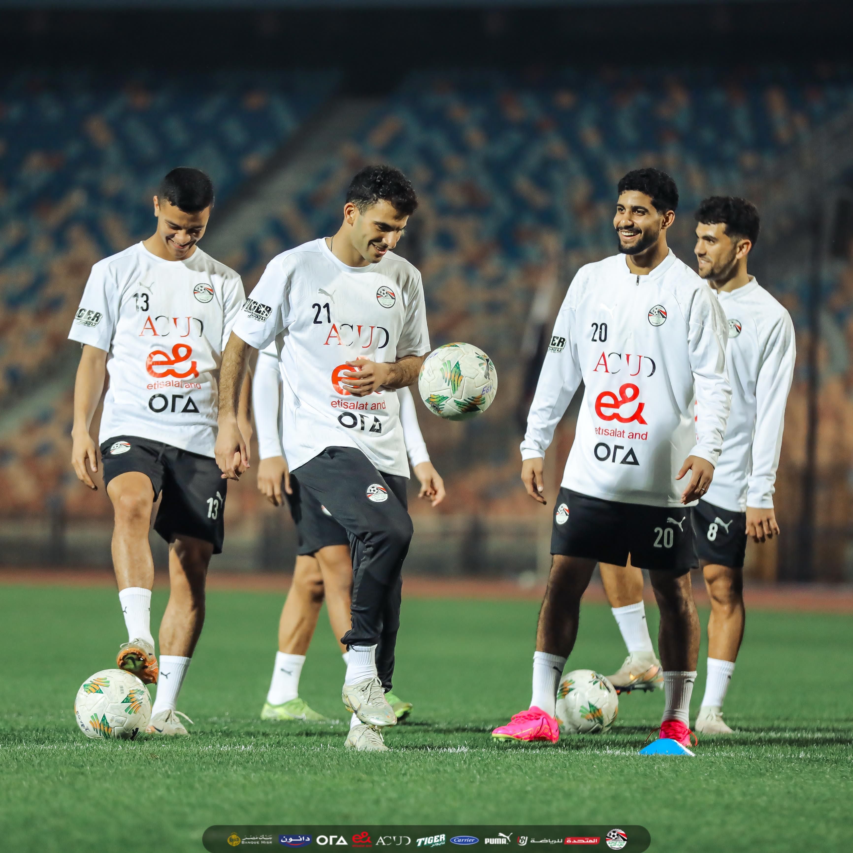 لاعبي المنتخب لاعبي المنتخب
