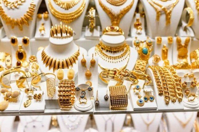 سعر الذهب في نهاية التعاملات المسائية اليوم الجمعة 14 مارس 2025