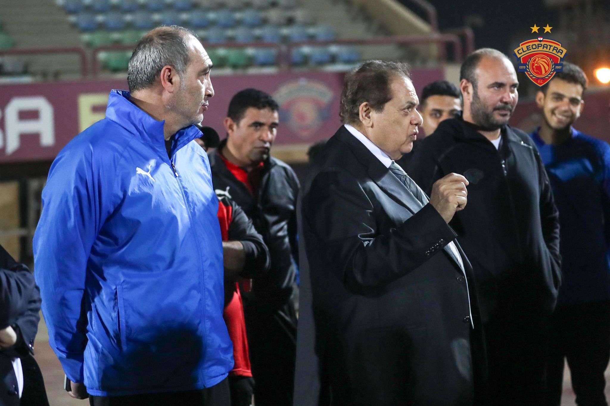 May be an image of 6 people, people playing soccer and text that says 'ELEOPATRA A AE'