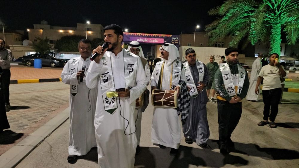 ”المسحراتي“ يعود إلى شوارع صفوى وسط تفاعل كبير من الأهالي والأطفال