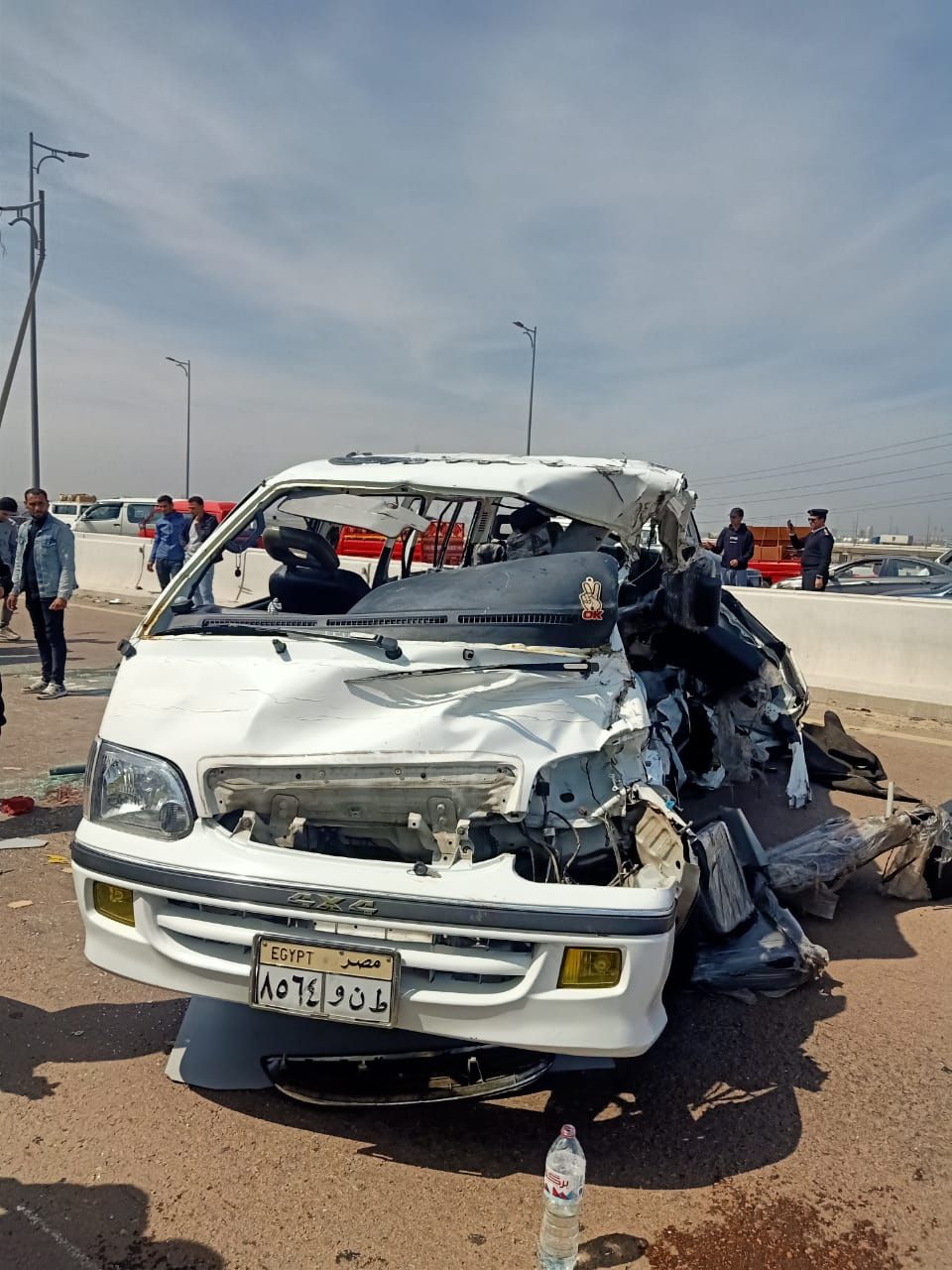انقلاب سيارة ميكروباص بالطريق الساحلي الإسكندرية