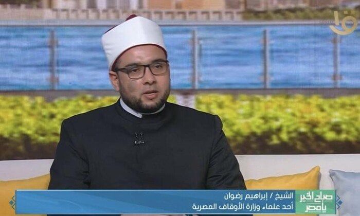 داعية يحذر من العودة إلى الذنوب بعد رمضان