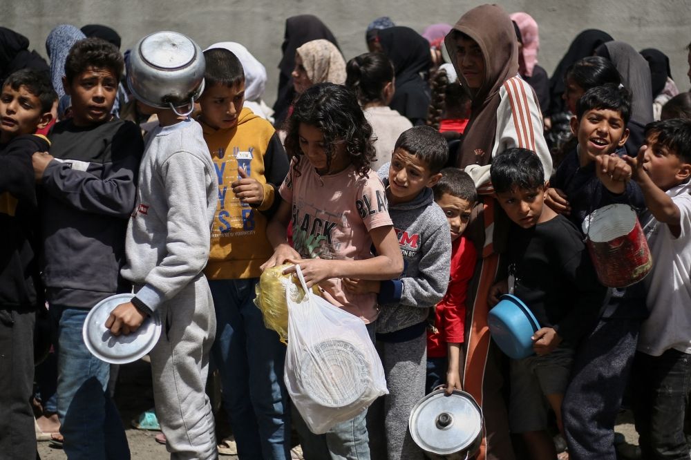 جرائم الاحتلال تتواصل ضد أطفال فلسطين- أ ف ب