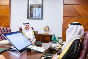 أمير الشرقية يستقبل رئيس مجلس أمناء برنامج خدمة المجتمع