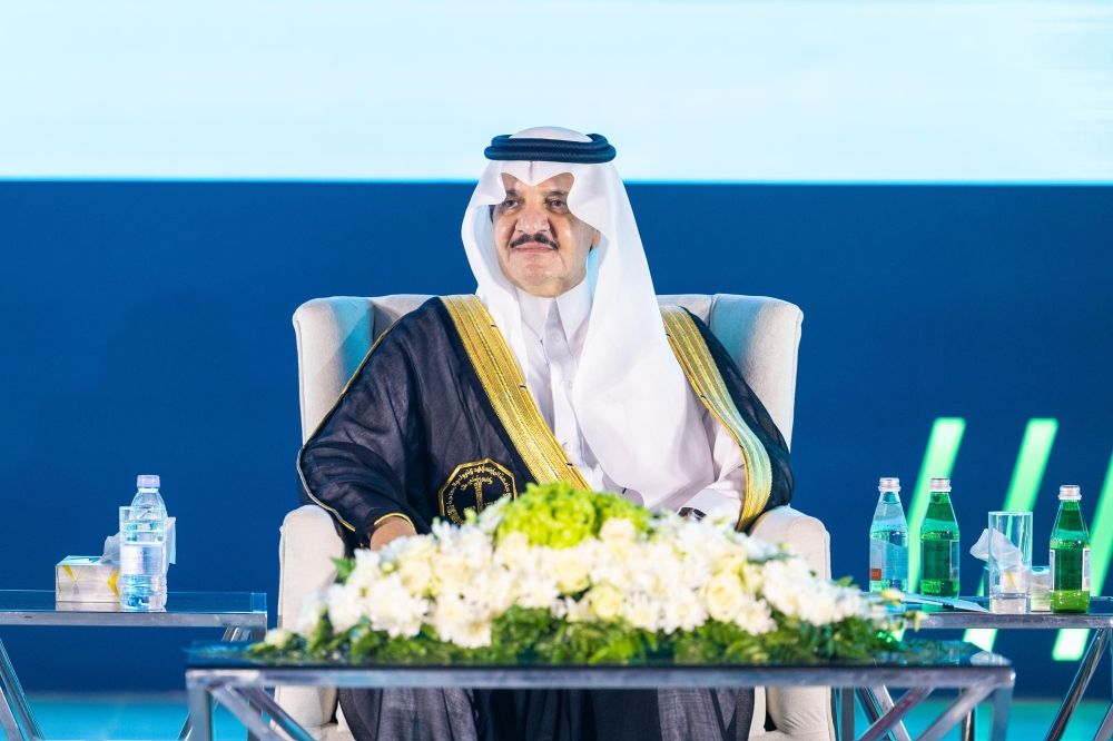 أمير الشرقية يرعى حفل تخريج الدفعة الخامسة والخمسين من طلاب وطالبات جامعة الملك فهد للبترول والمعادن - واس