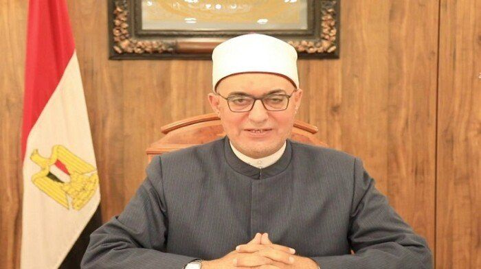 مفتي الجمهورية يُشيد بعمال مصر ويؤكد الإخلاص في العمل طريقُ التنمية وسبيل العزة