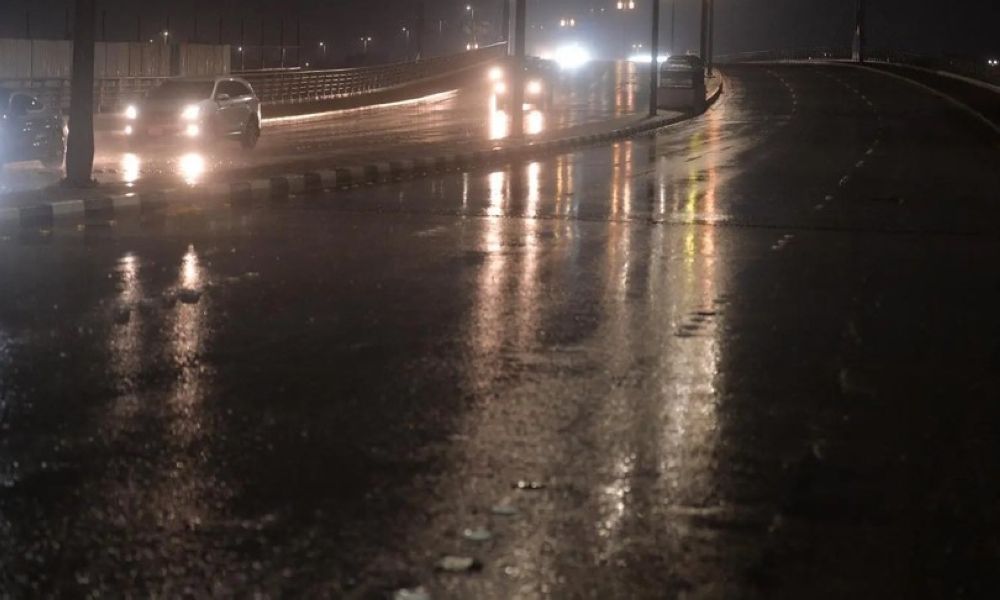 منبهًا من أمطار..