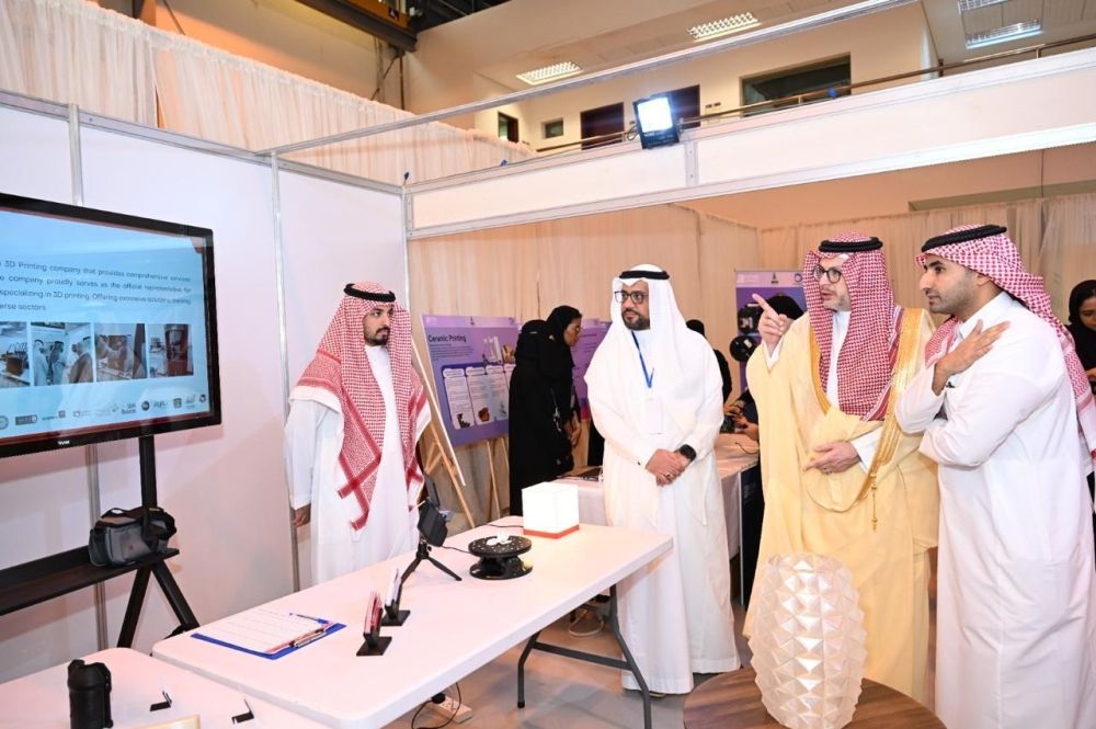 المعرض الهندسي بجامعة الملك عبدالعزيز يبرز إبداعات الطلاب - اليوم