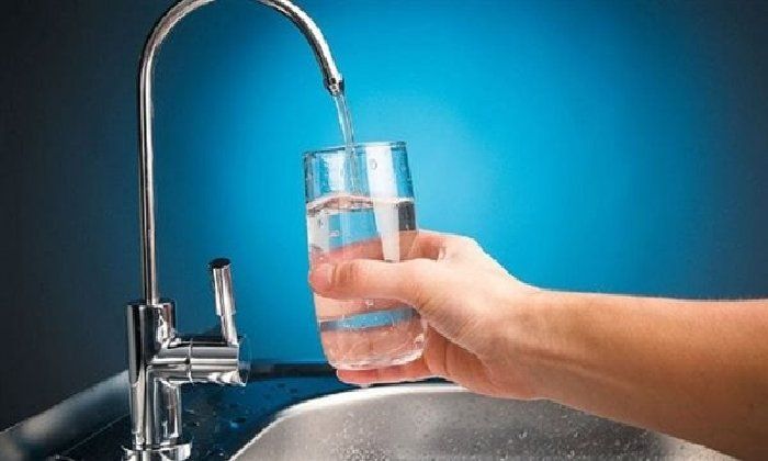 بعد إصلاح كسر مفاجئ.. عودة المياه لطبيعتها بمدينة وادي النطرون في البحيرة