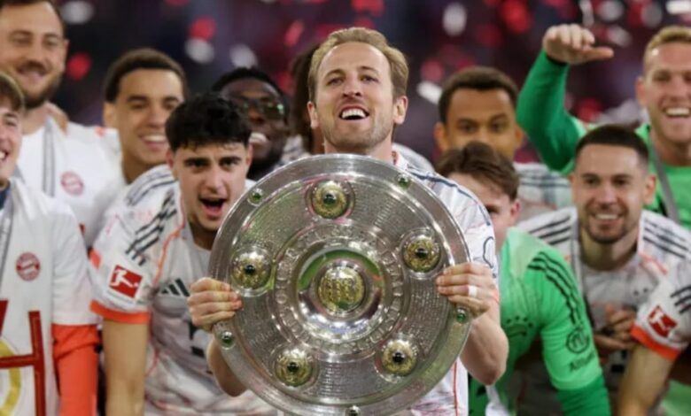 مولر يودع بايرن ميونخ في ليلة التتويج.. جماهير النادي تكرم أسطورته
