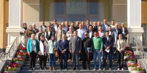 محافظ الإسكندرية.. حل مشاكل المستثمرين وإزالة أي معوقات امامهم - عرب فايف