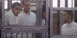 وسط انتشار أمني.. بدء محاكمة 22 متهمًا بقضية «الهيكل الإداري للإخوان» - عرب فايف