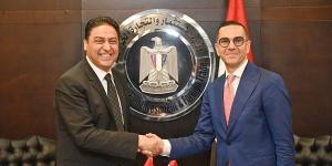 وزير الاستثمار يستقبل وزير التجارة الخارجية المغربي - عرب فايف