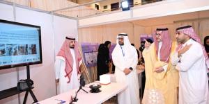 صور.. المعرض الهندسي بجامعة الملك عبدالعزيز يبرز إبداعات الطلاب - عرب فايف