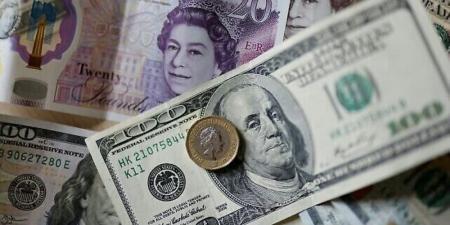 سعر الدولار يرتفع مع انكماش الاقتصاد الأمريكي في 3 شهور - عرب فايف