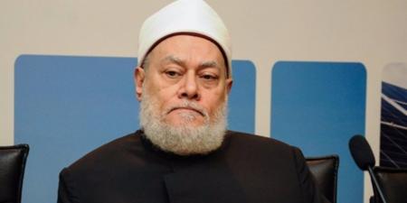 علي جمعة لقناة الناس: استحضار القلب لله في الخضوع والسجود هو المعنى الأصيل للخشوع. - عرب فايف
