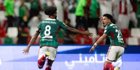 فينالدوم يقود الاتفاق لانتصار بثنائية أمام الخليج في روشن - عرب فايف