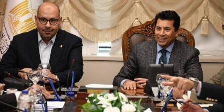 «الأولمبية» تؤكد التنسيق مع "الشباب"بشأن تعديلات قانون الرياضة - عرب فايف