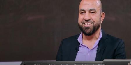 محمد رمضان: محمود الخطيب أصر على تواجدي في الأهلي.. ومارسيل كولر دخل في صدام مع اللاعبين بسبب أمور أخلاقية وفنية - عرب فايف