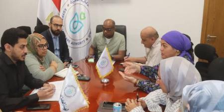 عقدالاجتماع التوجيهي لمديري الإدارات بفرع السويس - عرب فايف