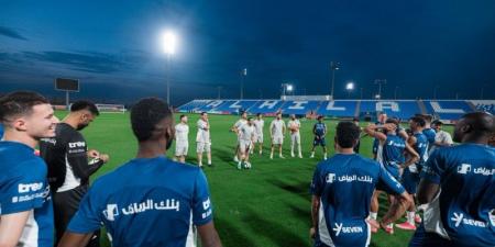 الهلال يخوض تدريبه الأول تحت قيادة الشلهوب  - عرب فايف