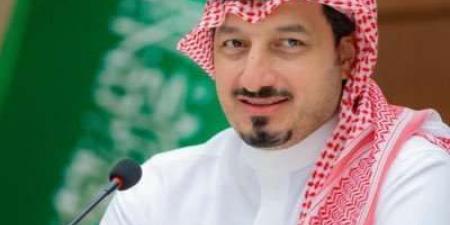 المسحل يقدم التهاني لمسؤولي وجماهير أهلي جدة بعد اللقب الآسيوي - عرب فايف