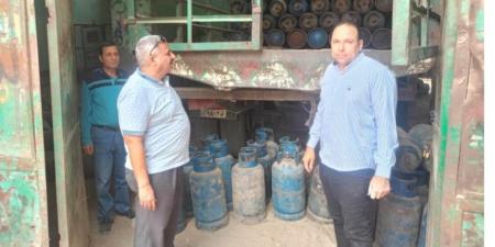 ضبط عمليات تهريب سولار ودقيق مدعم وأسمدة زراعية مغشوشة بالجيزة.. والمحافظ يشدد على التصدي لكافة ممارسات الغش التجاري والتلاعب بالسلع المدعمة - عرب فايف