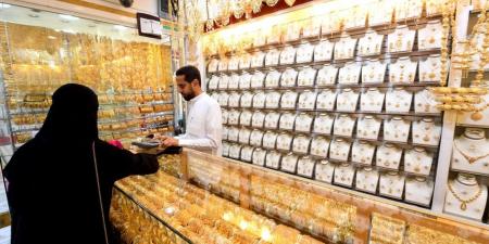 استقرار أسعار الذهب في السعودية اليوم.. تعرف على سعر عيار 21 الآن - عرب فايف