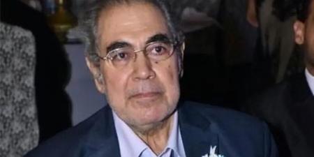 أزمة حادة.. الفنان صبري عبد المنعم يدخل العناية المركزة - عرب فايف