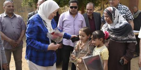 وكيل الوزارة تشهدفعاليات اليوم المصري الياباني بمدارس حياة كريمة - عرب فايف