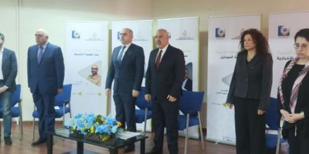 افتتاح دورات تدريبية لطلاب الصحافة في كلية الاعلام الفرع الأول بالشراكة مع "الجزيرة" - عرب فايف