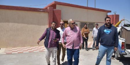 استعدادا للمصيف.. رئيس مياه مطروح يتفقد مشروعات المدينة - عرب فايف