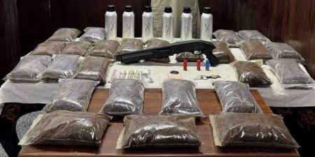 ضبط عنصرين إجراميين بالقاهرة لحيازتهما مواد مخدرة تقدر بأكثر من 16 مليون جنيه - عرب فايف