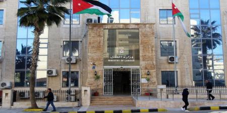 انطلاق فعاليات اليوم الوطني للتشغيل 2025 في جميع المحافظات اليوم - عرب فايف