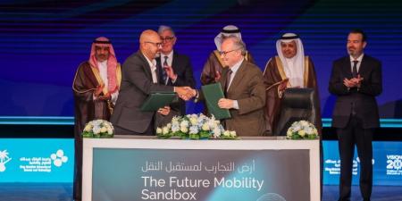شراكة سعودية تقود ثورة السيارات الكهربائية عالمياً - عرب فايف