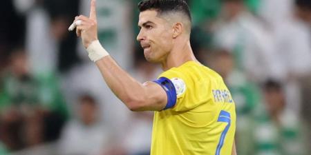 تصرف مثير من كريستيانو رونالدو مع لاعبي النصر بعد تسجيل الاتحاد التعادل.. ماذا فعل؟ ـ عاجل - عرب فايف