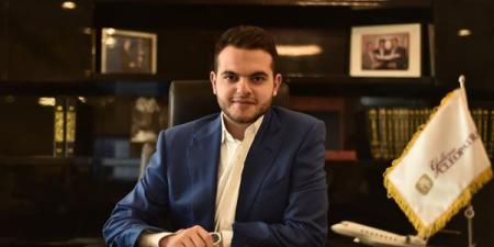 طارق أبو العينين يدافع عن أحمد مصطفى بيبو بعد استبعاده من جهاز أيمن الرمادي بنادي الزمالك - عرب فايف