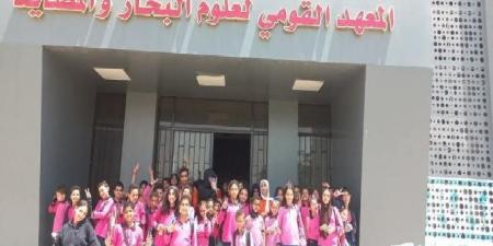 طلاب المدارس التجريبية يزورون فرع المعهد القومى لعلوم البحار والمصايد لخليجى السويس والعقبة - عرب فايف