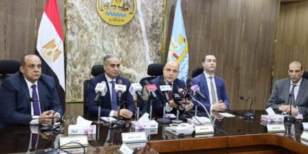 رئيس جهاز حماية المستهلك يعقد لقاءًمع الغرفة التجارية - عرب فايف