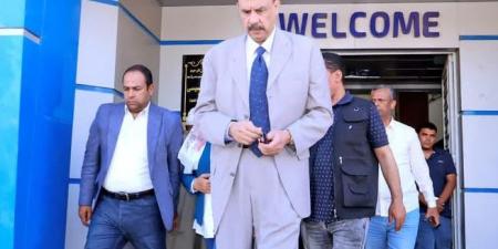 محافظ سوهاج يتفقد معرض تسويق المنتجات الحرفية - عرب فايف