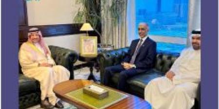 وزير الأشغال البحريني يستقبل سفير المملكة لدى البحرين - عرب فايف