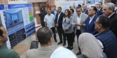 نائب رئيس الوزراء من جولة الغربية: 20 مشروعا تُنفذ فى 11 محافظة بـ11.7 مليار جنيه - عرب فايف