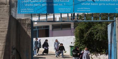 محافظة القدس: إغلاق مدارس الأونروا محاولة لتصفية قضية اللاجئين - عرب فايف