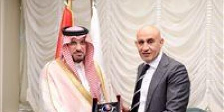 وزير التعليم يستقبل المدير العام لمكتب التربية العربي لدول الخليج لبحث تعزيز فرص التعاون - عرب فايف
