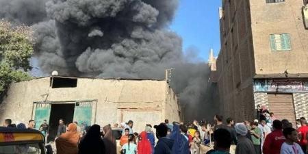 إصابة 5 أشخاص باختناق في حريق منزل بالقليوبية - عرب فايف