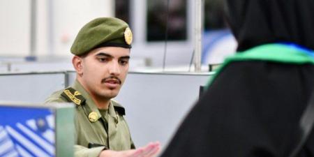 جوازات المدينة المنورة تستقبل أولى رحلات حجاج جيبوتي لموسم هذا العام 1446هـ، - عرب فايف