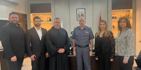 الأب بو عبود زار قائد وحدة الدرك الإقليمي مهنئًا بتعيينه وبحث معه سبل التعاون مع المعهد الفني الأنطوني - عرب فايف