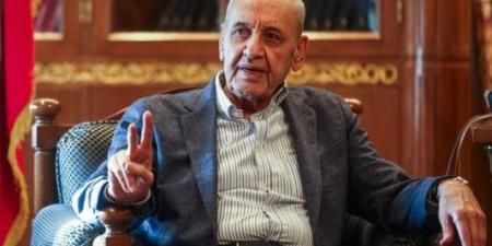 في صحف اليوم: بري يؤكد أمام زواره أن إسرائيل تدفع نحو التطبيع ولبنان يرفض الانجرار ويتمسك بوقف إطلاق النار - عرب فايف