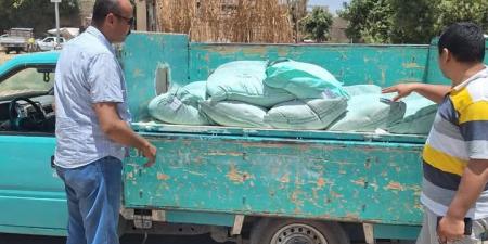 ضبط 34 شيكارة دقيق مدعم قبل بيعها في السوق السوداء بأبوتشت - عرب فايف