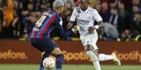 من يحسم الكلاسيكو رقم 261 بين برشلونة وريال مدريد؟ - عرب فايف